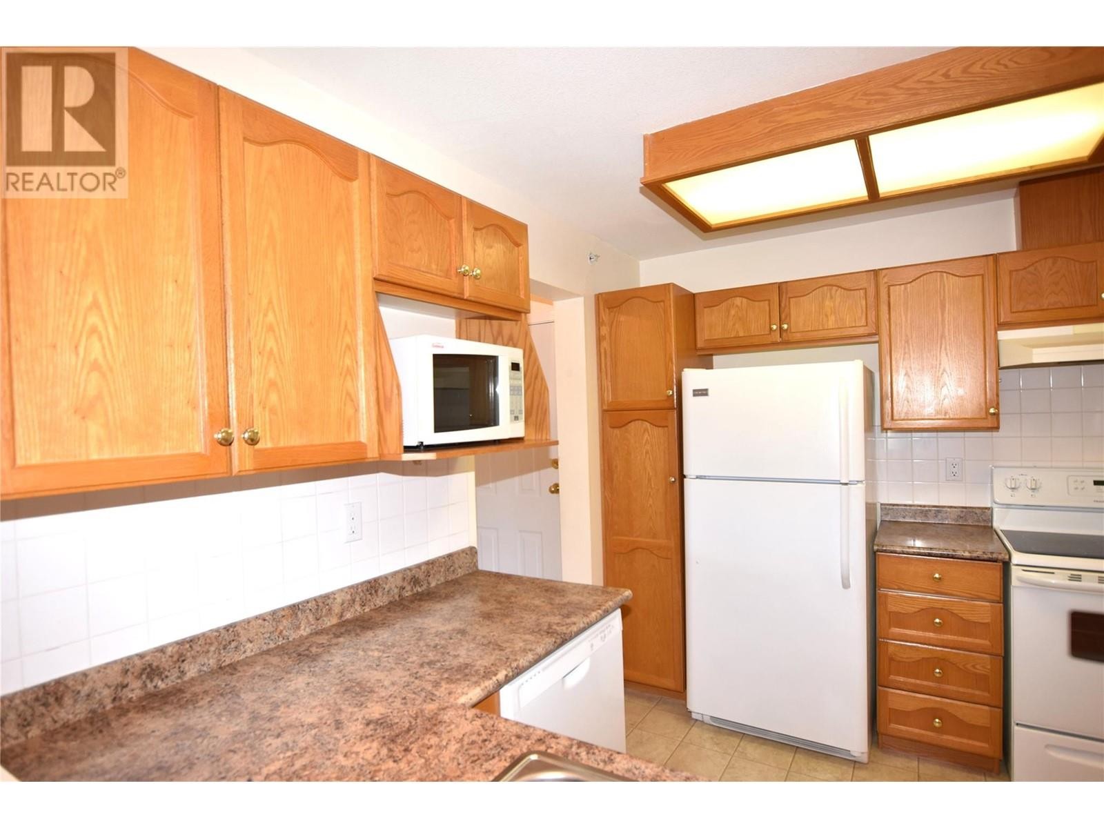












3806 35 Avenue Unit# 407

,
Vernon,




British Columbia
V1T9N6

