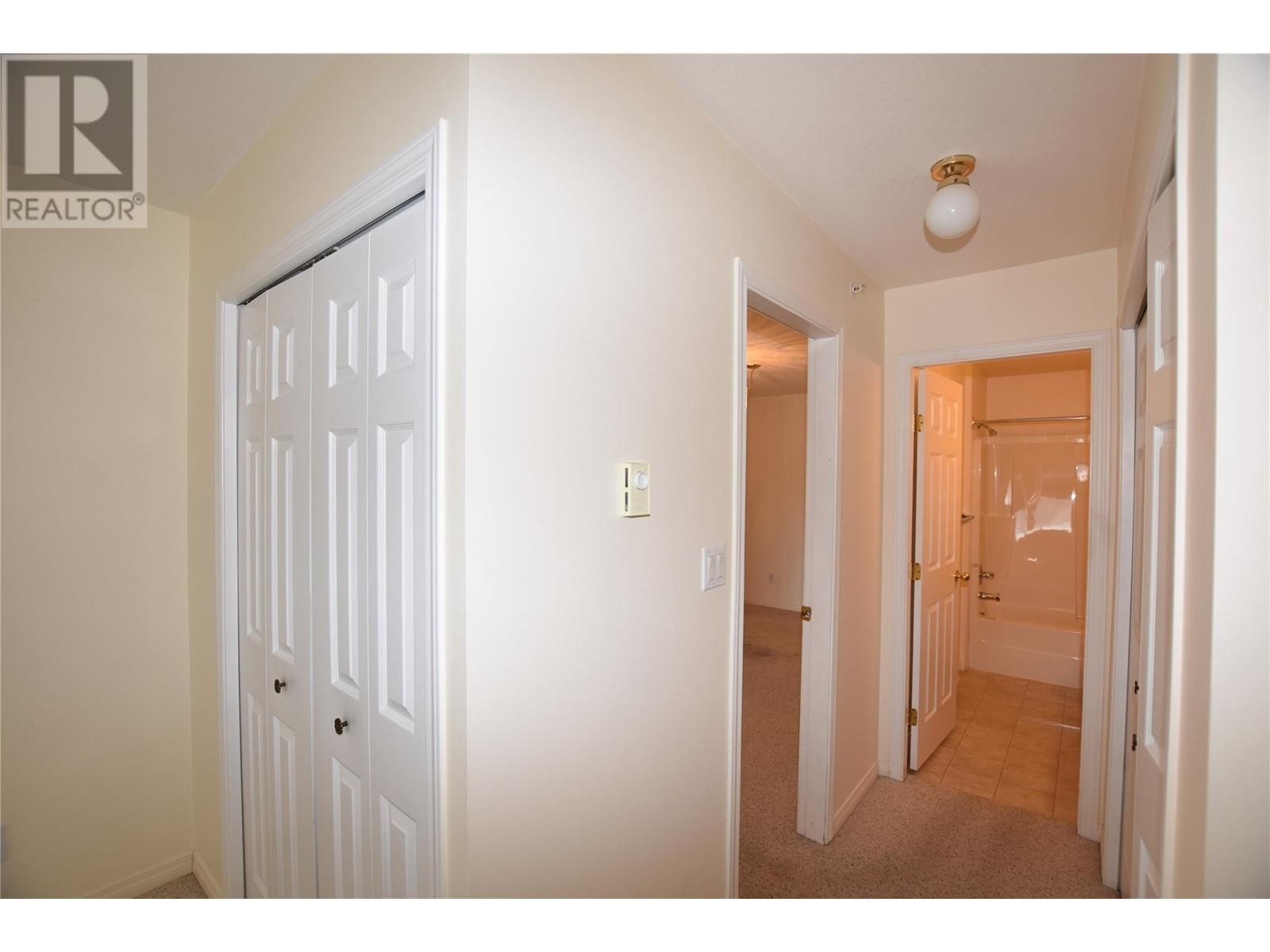 












3806 35 Avenue Unit# 407

,
Vernon,




British Columbia
V1T9N6


