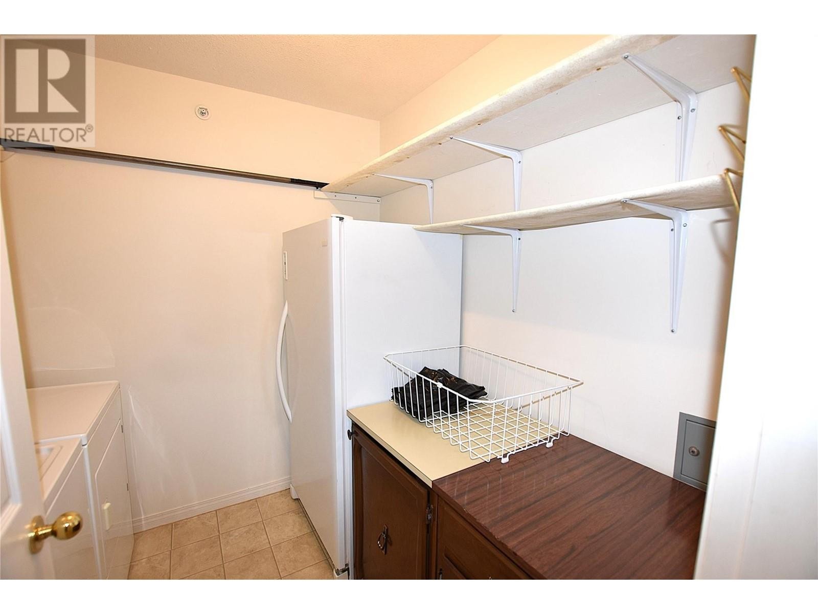 












3806 35 Avenue Unit# 407

,
Vernon,




British Columbia
V1T9N6

