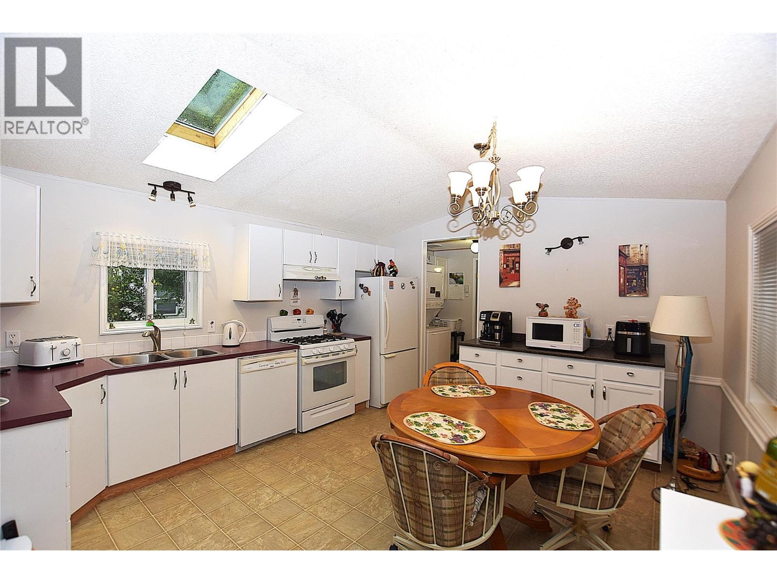 












12560 Westside Road Unit# 3

,
Vernon,




British Columbia
V1H1S9

