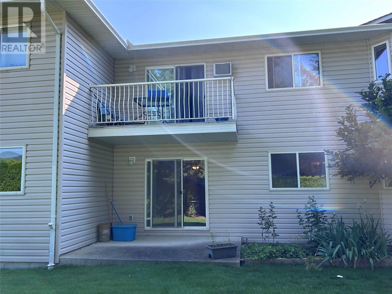 












211 Kildonan Avenue Unit# 105

,
Enderby,




British Columbia
V0E1V0

