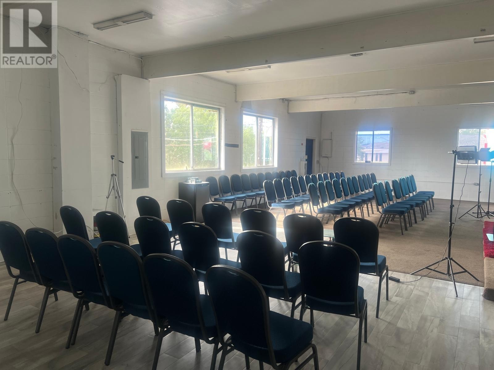 












400 33 Highway Unit# D

,
Kelowna,




British Columbia
V1Y8P8

