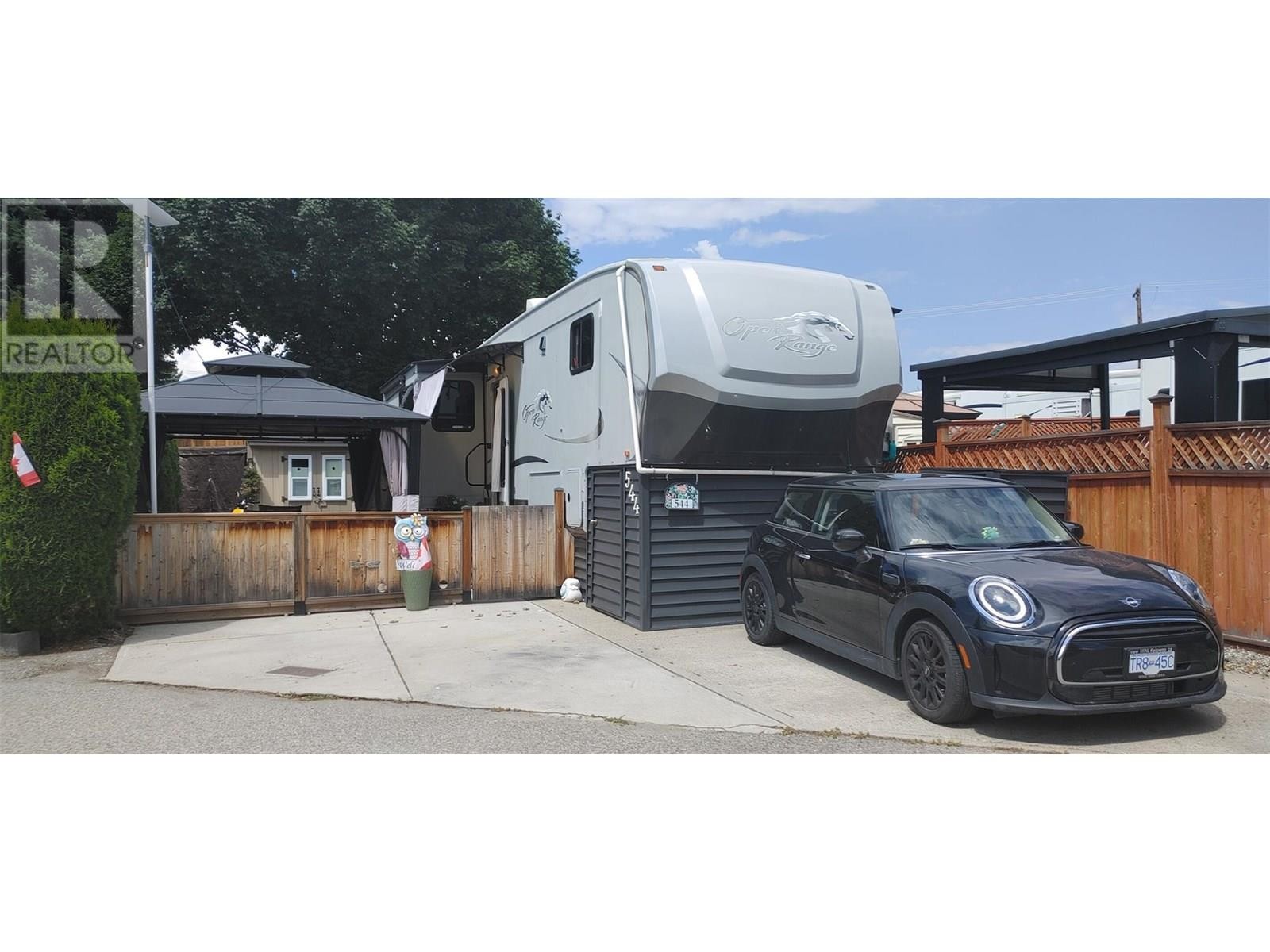 












415 Commonwealth Road Unit# 544

,
Kelowna,







British Columbia
V4V1P4

