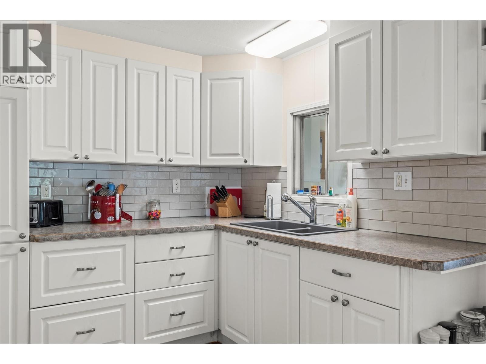 












5484 25 Avenue Unit# 81

,
Vernon,




British Columbia
V1T7A8

