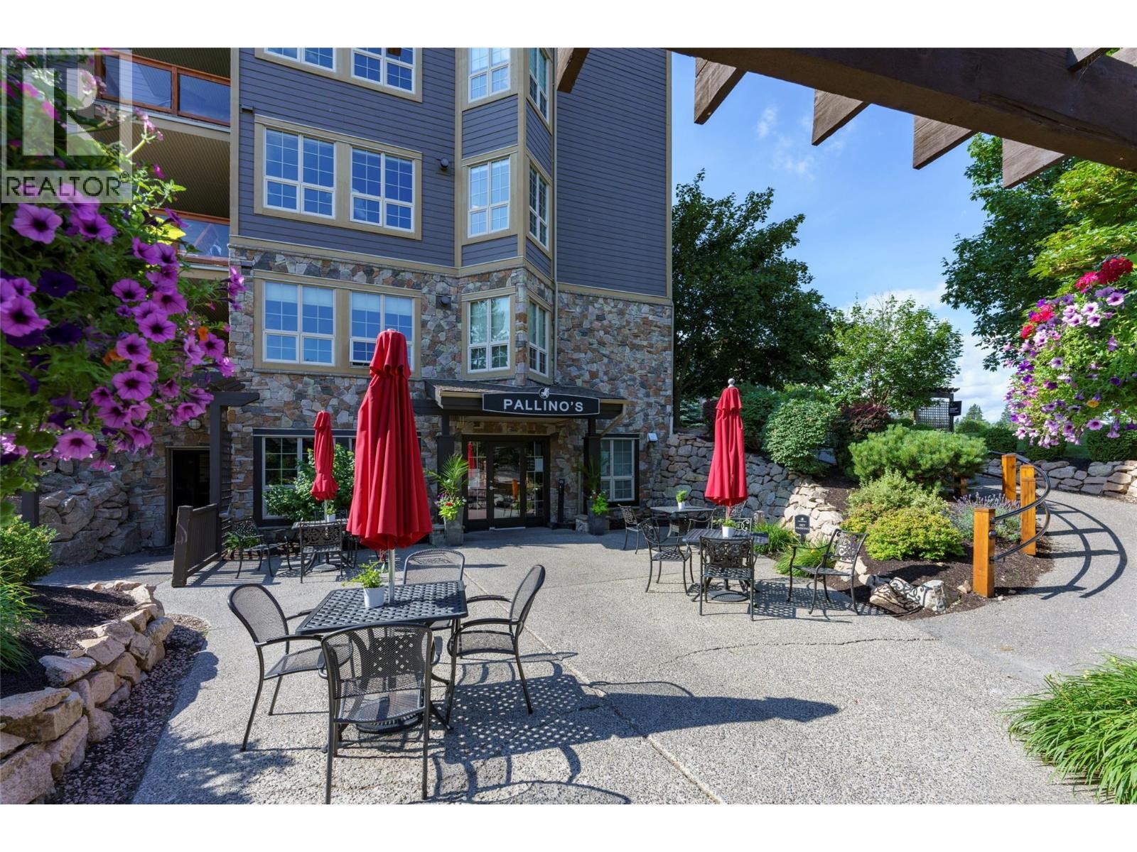 












101 Village Centre Court Unit# 331

,
Vernon,




British Columbia
V1H1T2

