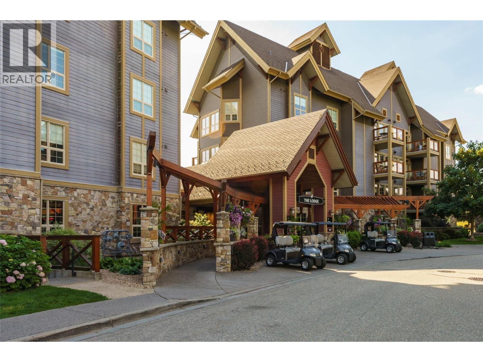 












101 Village Centre Court Unit# 331

,
Vernon,




British Columbia
V1H1T2

