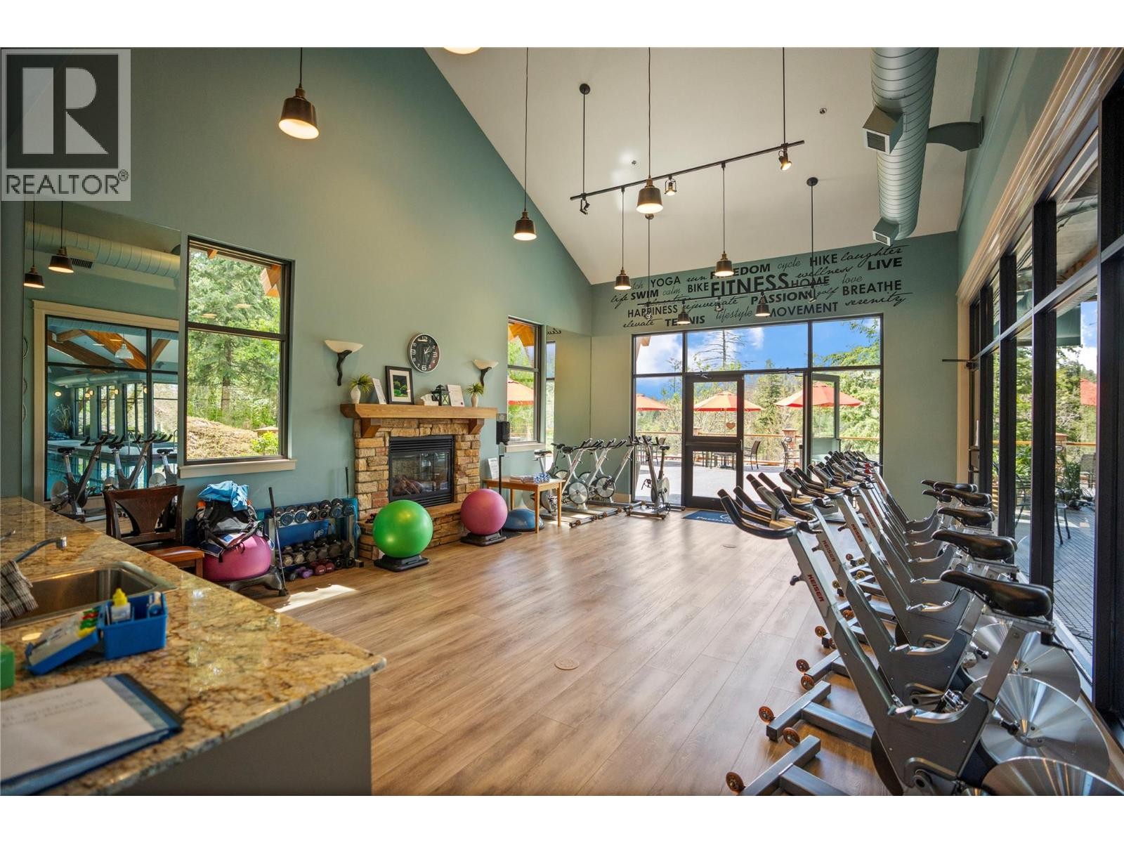 












101 Village Centre Court Unit# 331

,
Vernon,




British Columbia
V1H1T2

