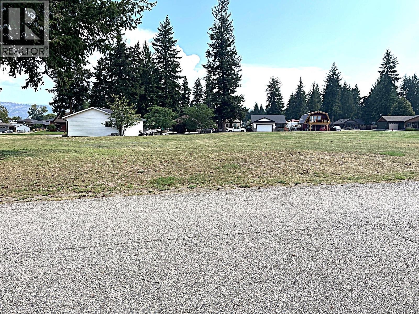 












493 Kingfisher Avenue

,
Vernon,




British Columbia
V1H2A1

