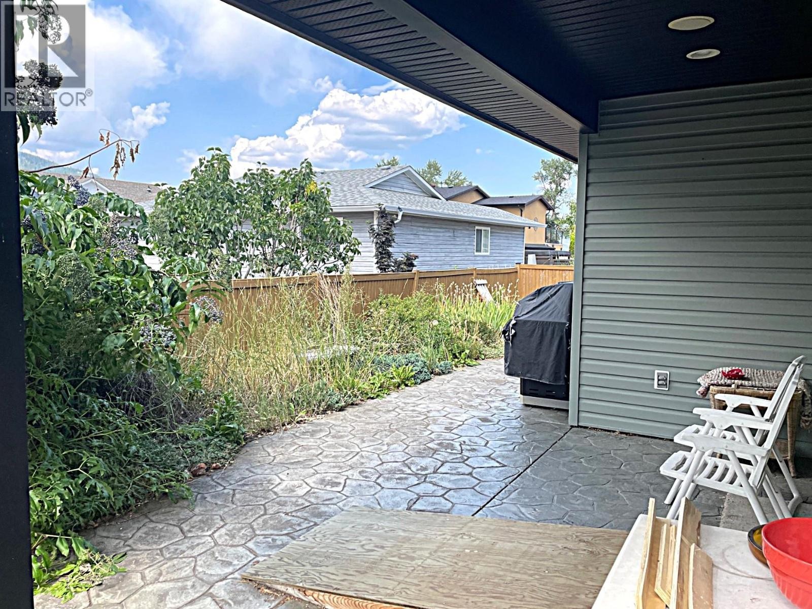 












493 Kingfisher Avenue

,
Vernon,




British Columbia
V1H2A1

