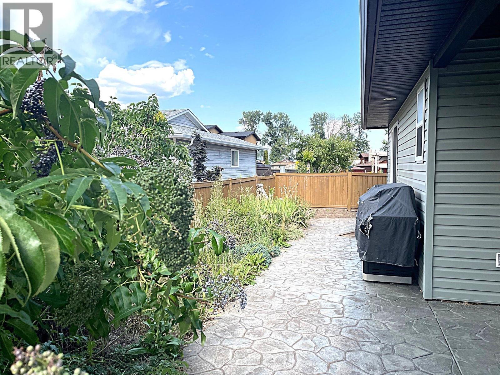 












493 Kingfisher Avenue

,
Vernon,




British Columbia
V1H2A1


