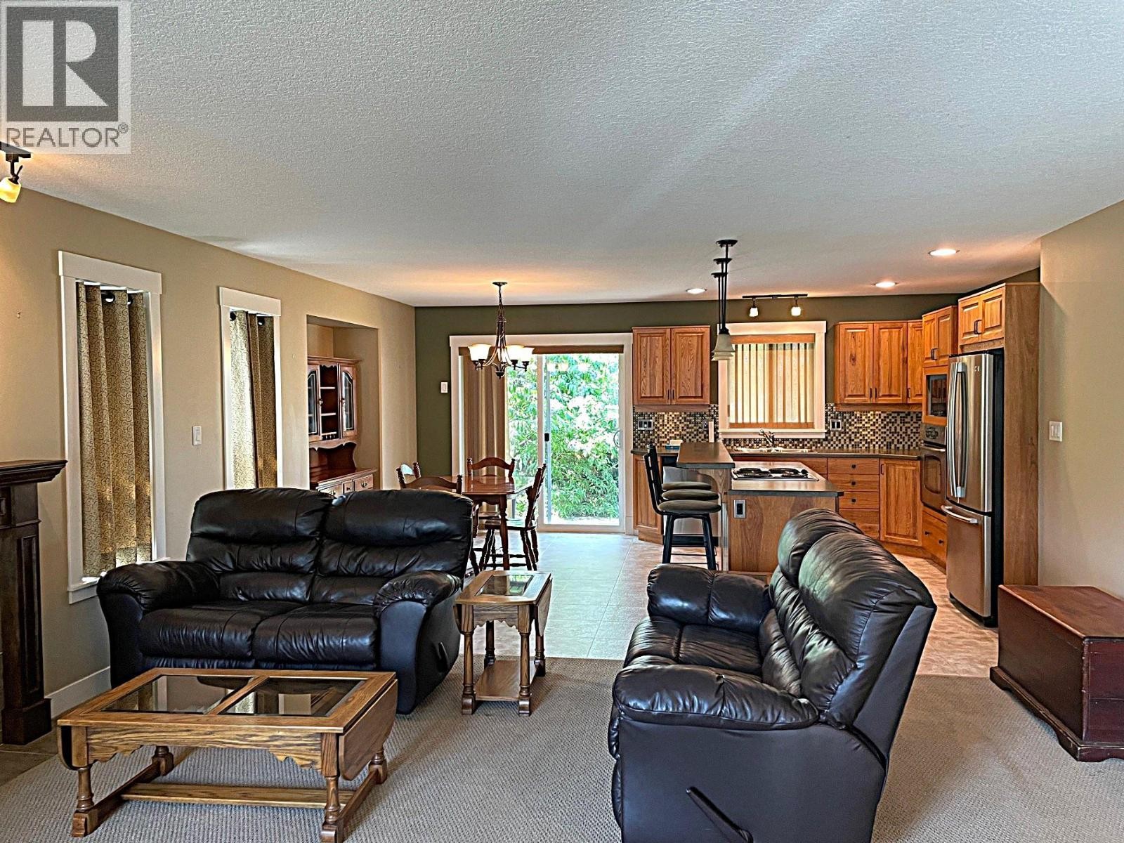 












493 Kingfisher Avenue

,
Vernon,




British Columbia
V1H2A1

