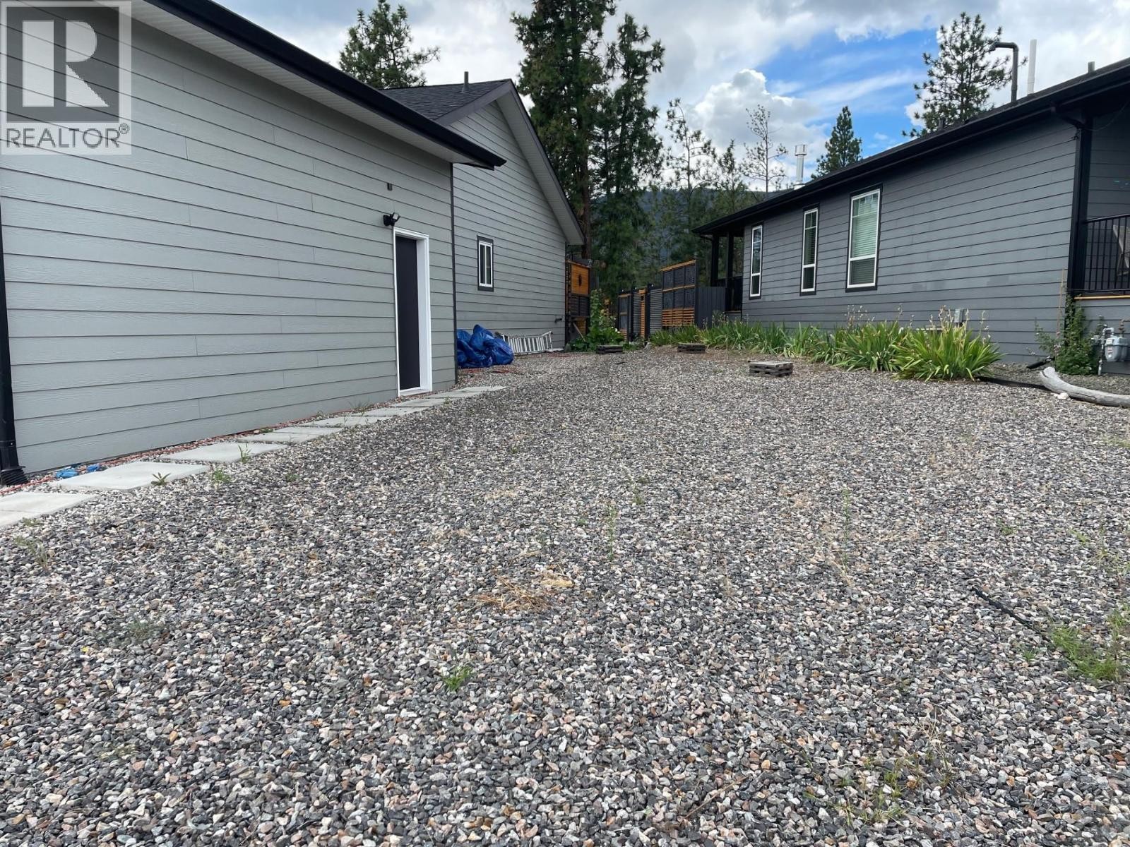 












9510 Highway 97N Unit# 170

,
Vernon,




British Columbia
V1H1R8

