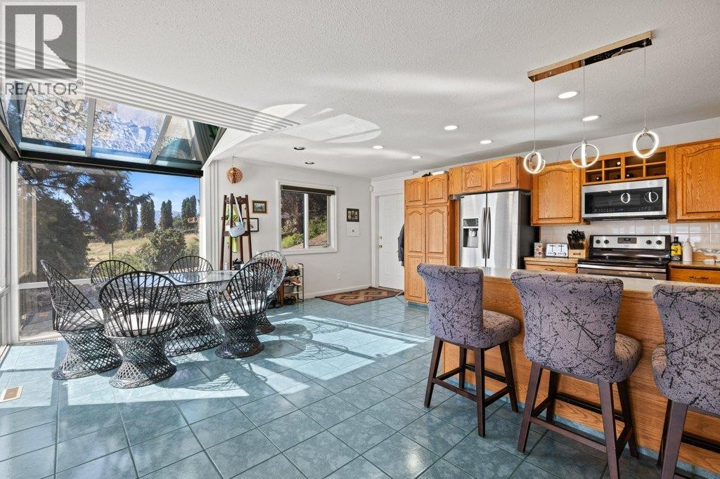 












2387 Campbell Road

,
West Kelowna,




British Columbia
V1Z1E9

