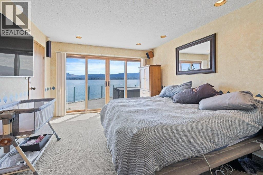












2387 Campbell Road

,
West Kelowna,




British Columbia
V1Z1E9

