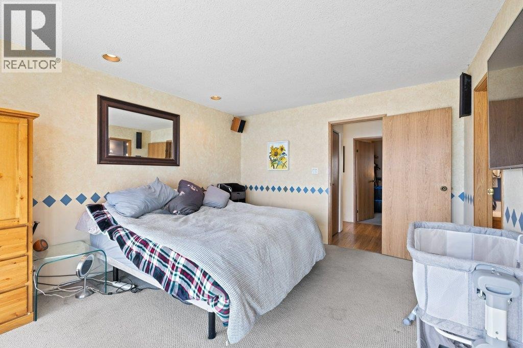 












2387 Campbell Road

,
West Kelowna,




British Columbia
V1Z1E9


