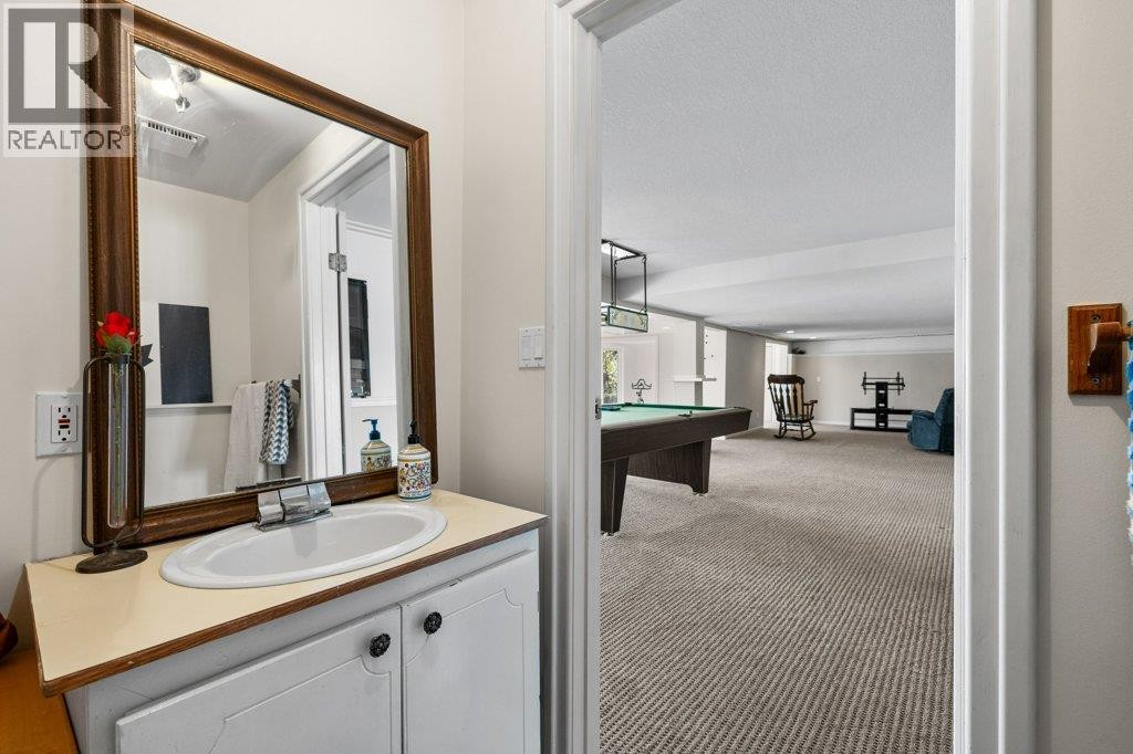 












2387 Campbell Road

,
West Kelowna,




British Columbia
V1Z1E9

