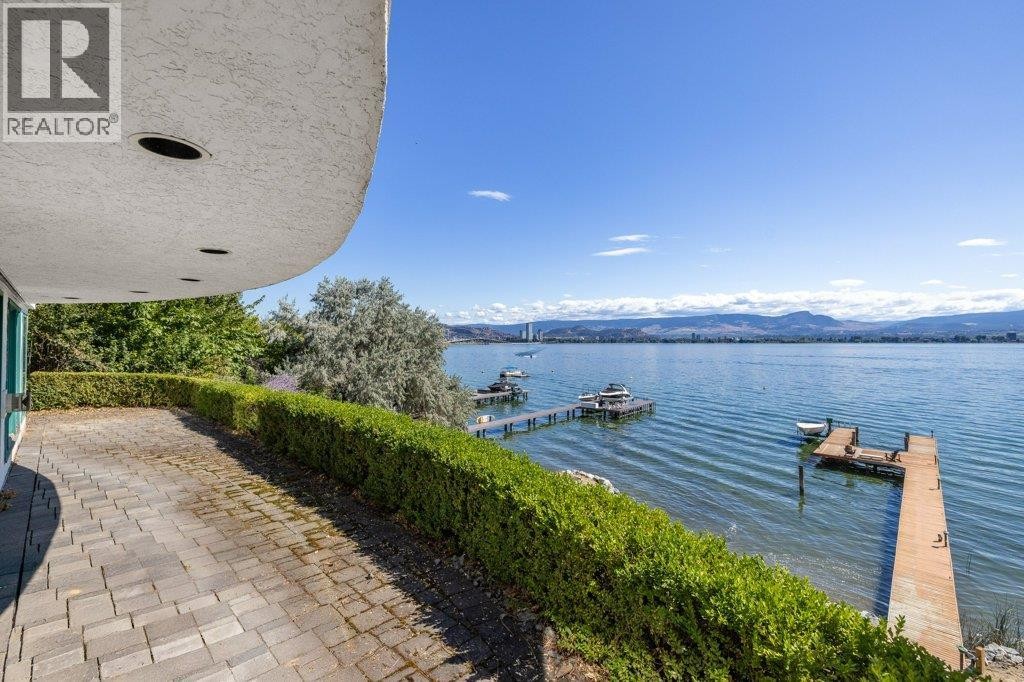 












2387 Campbell Road

,
West Kelowna,




British Columbia
V1Z1E9

