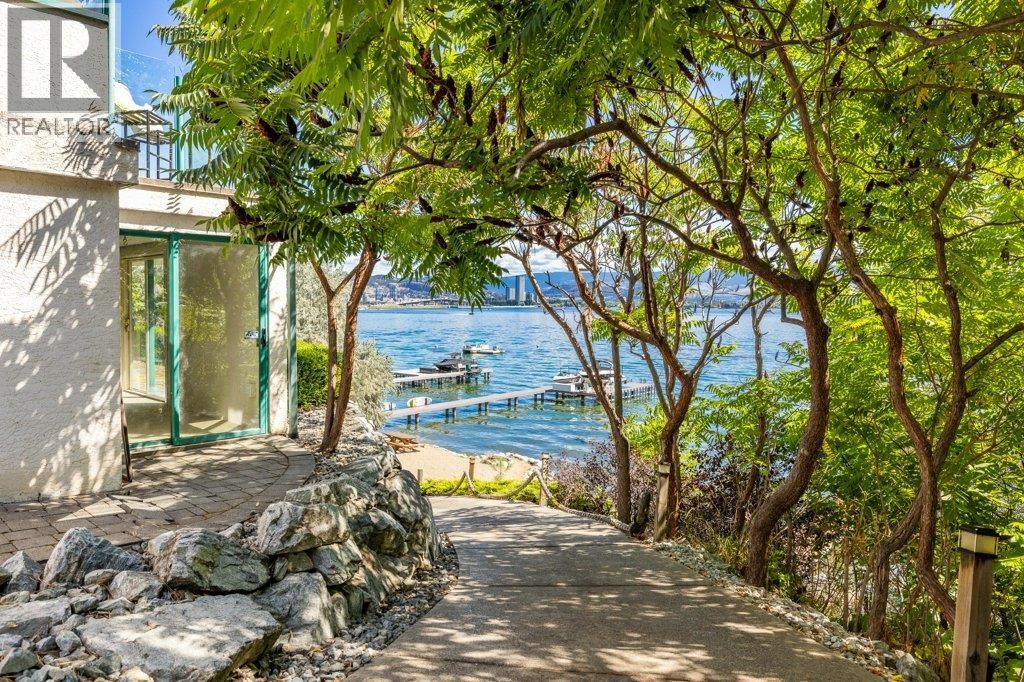 












2387 Campbell Road

,
West Kelowna,




British Columbia
V1Z1E9


