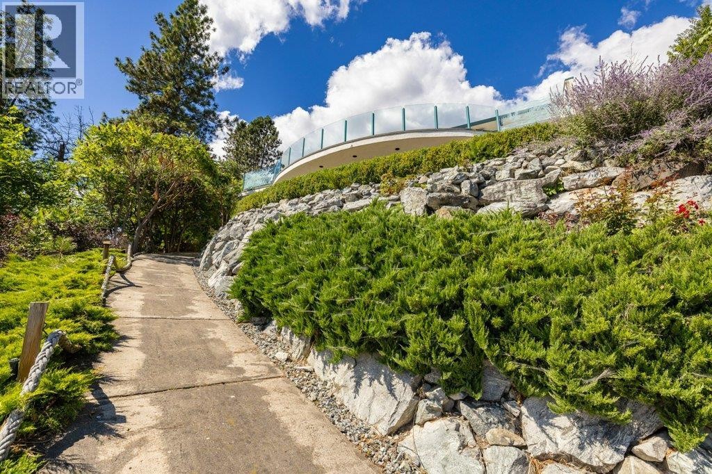 












2387 Campbell Road

,
West Kelowna,




British Columbia
V1Z1E9

