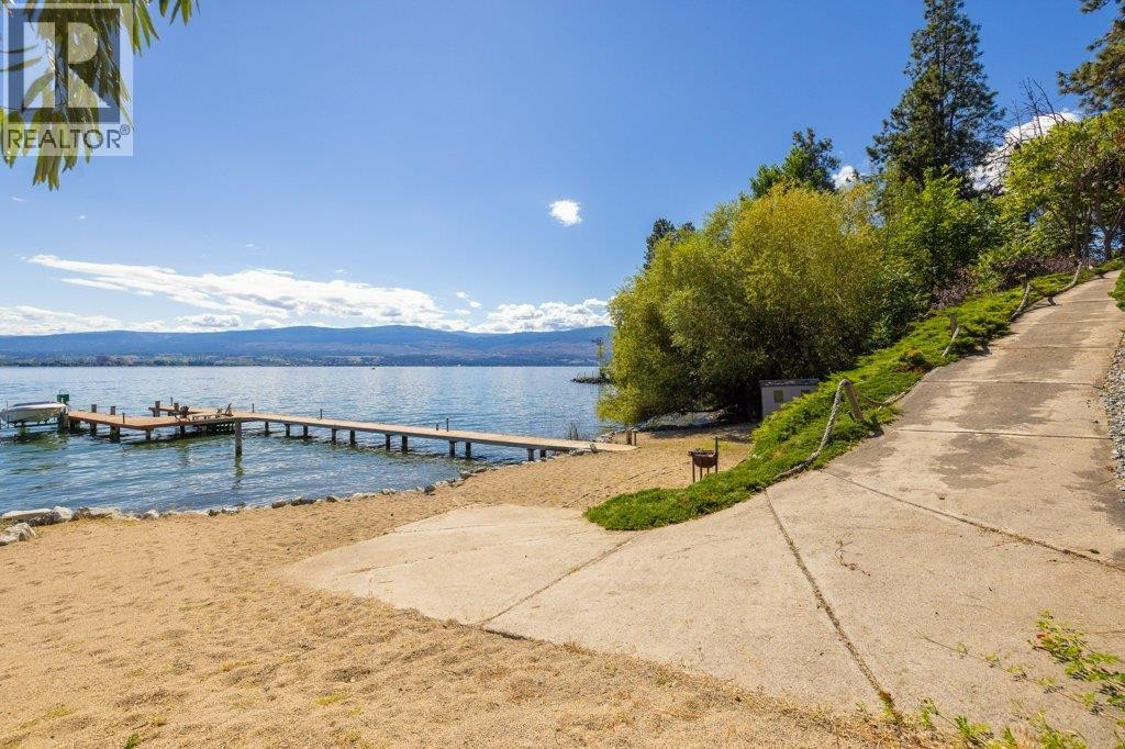 












2387 Campbell Road

,
West Kelowna,




British Columbia
V1Z1E9

