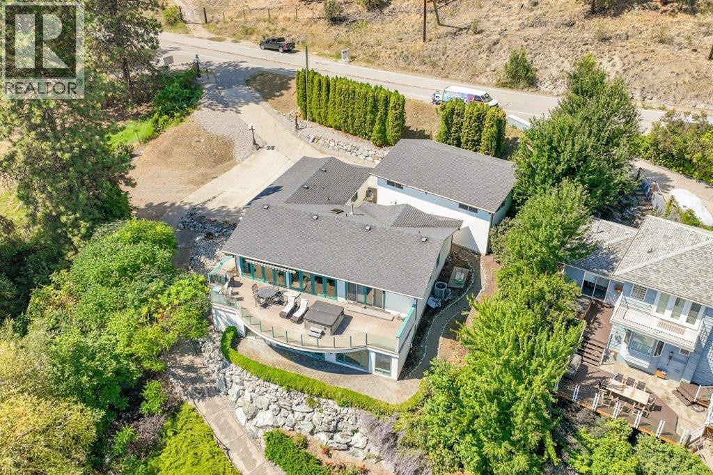 












2387 Campbell Road

,
West Kelowna,




British Columbia
V1Z1E9

