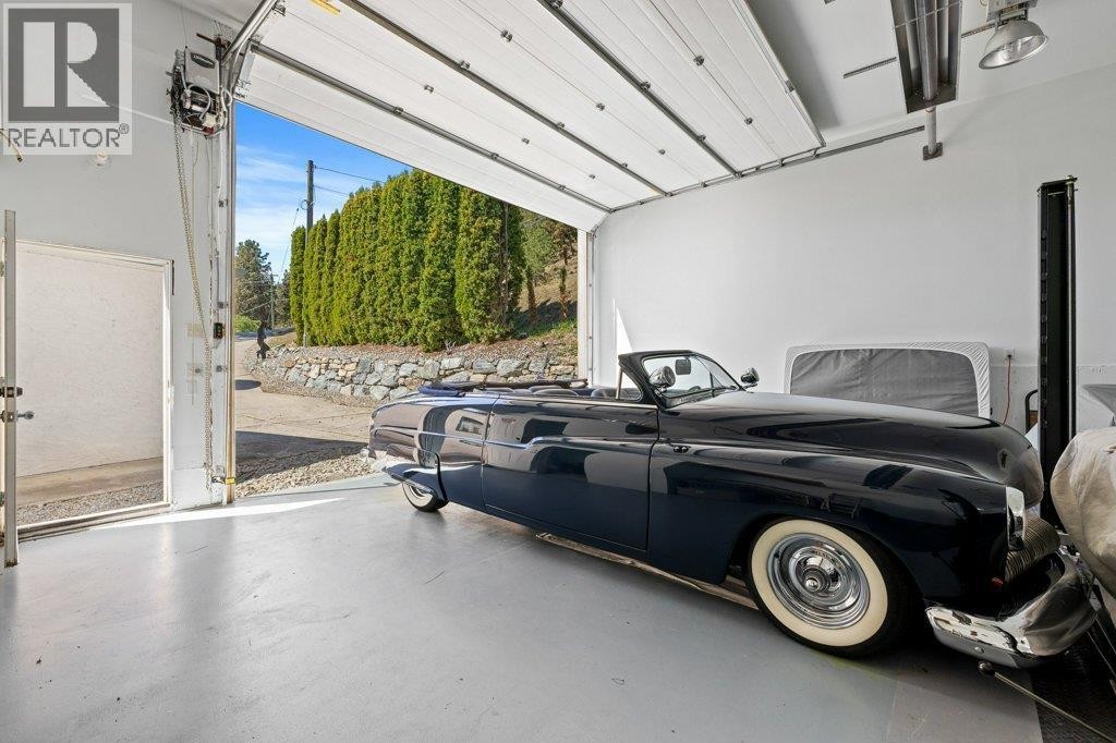 












2387 Campbell Road

,
West Kelowna,




British Columbia
V1Z1E9

