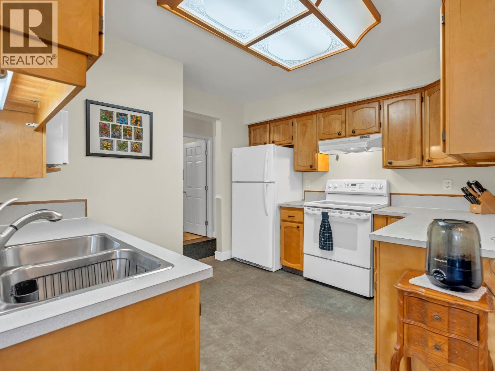 












298 Yorkton Avenue Unit# 202

,
Penticton,




British Columbia
V2A3V5

