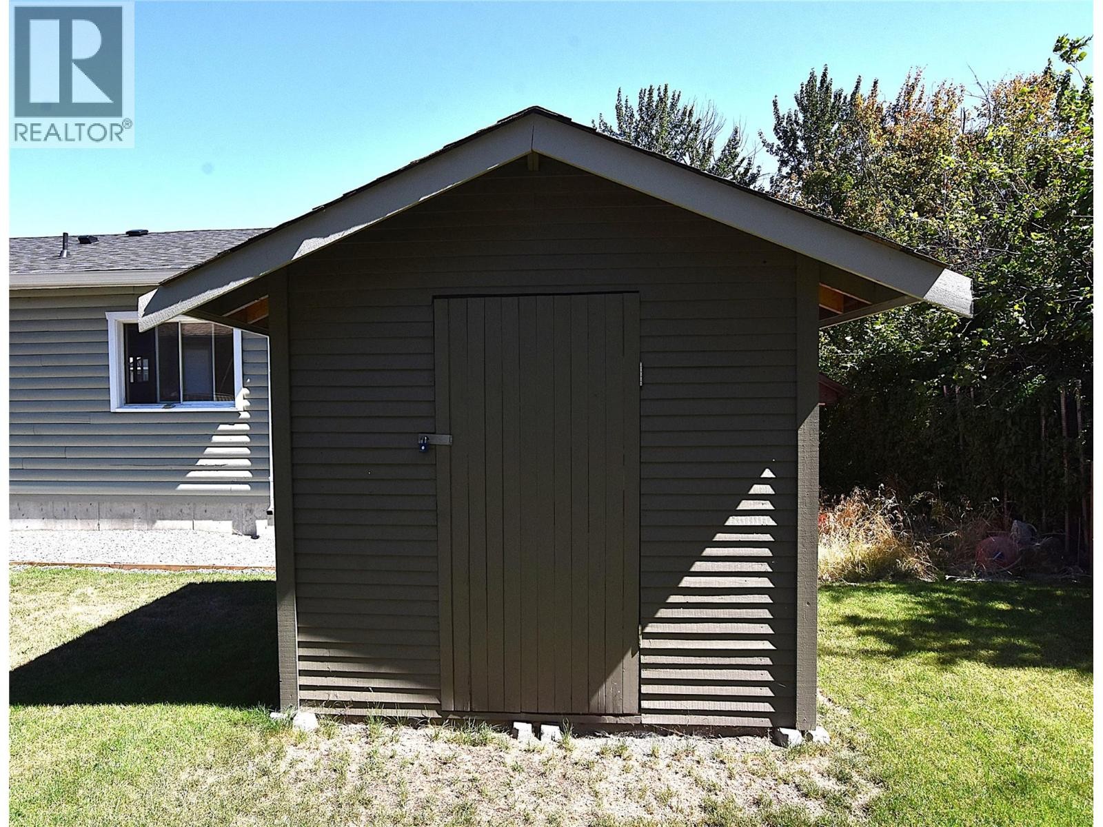 












190 Falcon Avenue

,
Vernon,




British Columbia
V1H2A1

