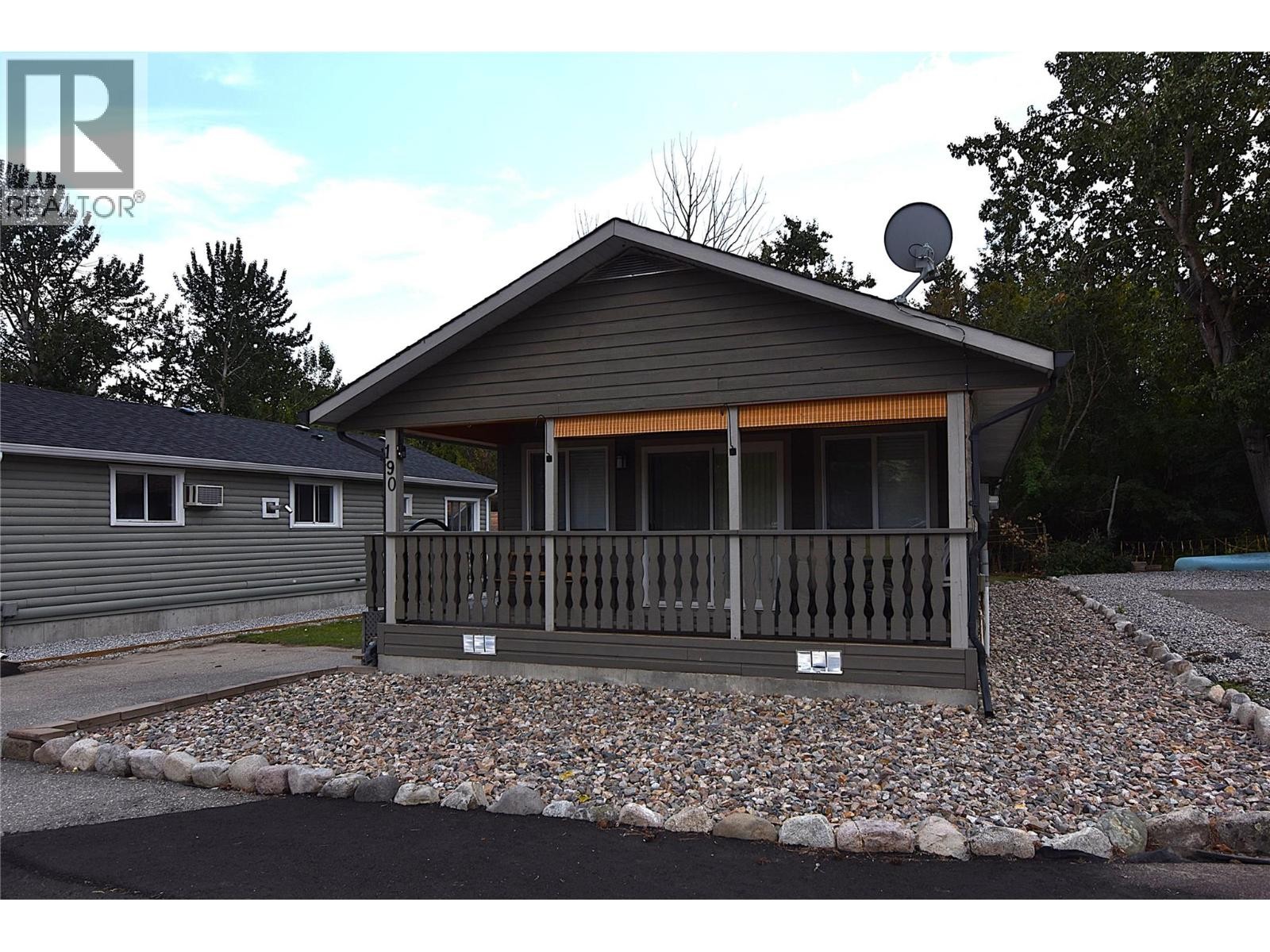 












190 Falcon Avenue

,
Vernon,




British Columbia
V1H2A1

