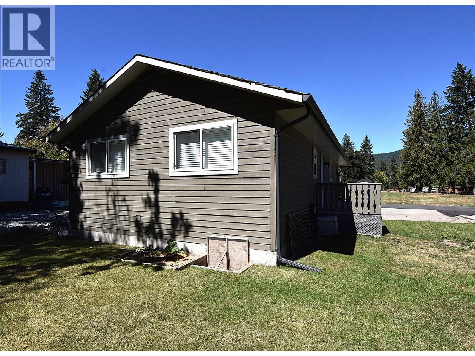 












190 Falcon Avenue

,
Vernon,




British Columbia
V1H2A1

