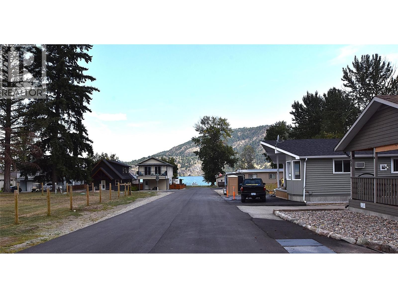 












190 Falcon Avenue

,
Vernon,




British Columbia
V1H2A1

