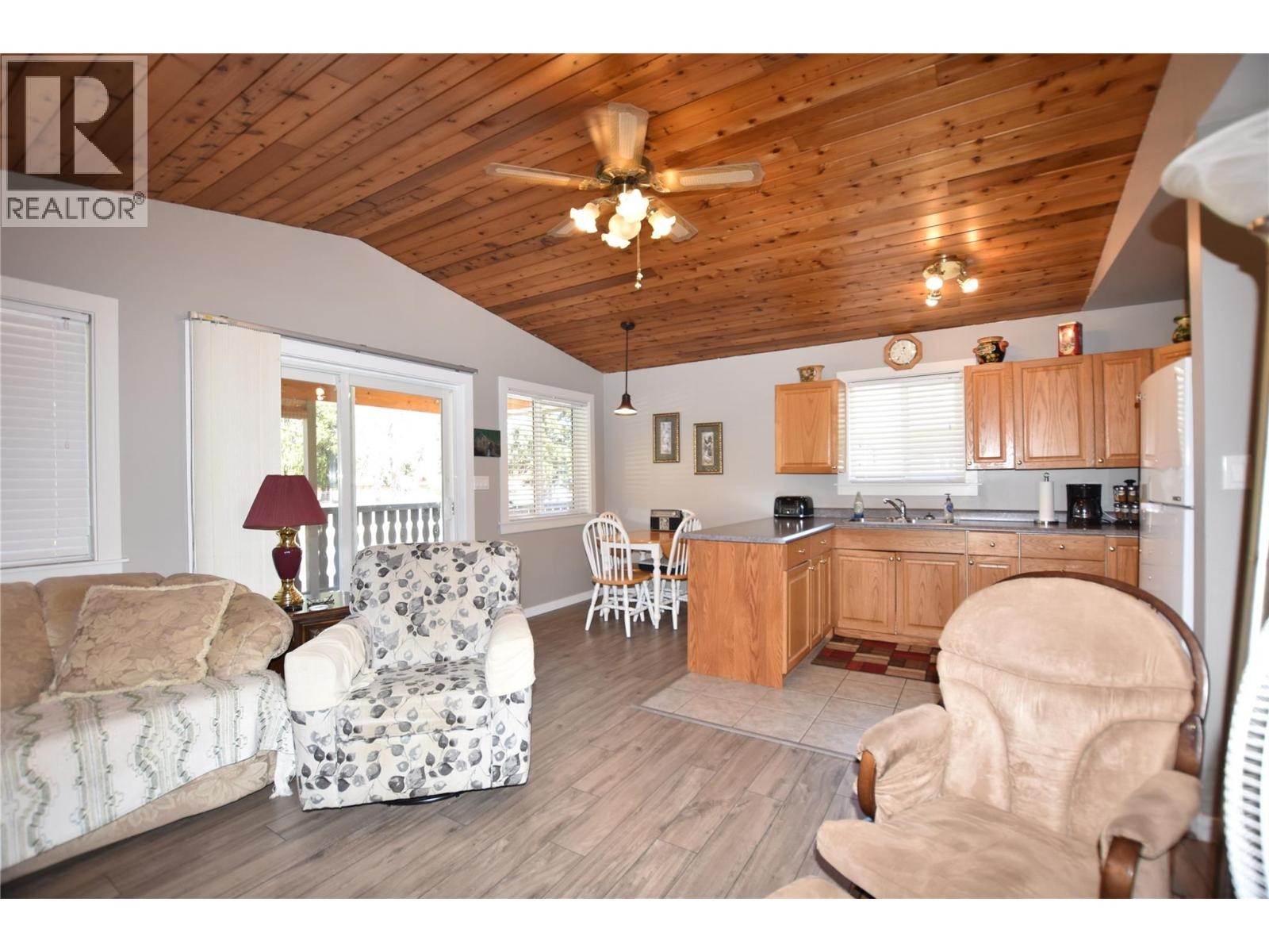 












190 Falcon Avenue

,
Vernon,




British Columbia
V1H2A1

