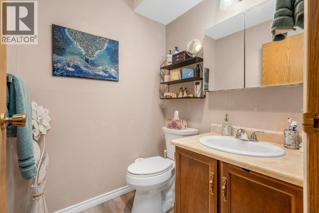 












3608 27 Avenue Unit# 201 Lot# 21

,
Vernon,




British Columbia
V1T1S4

