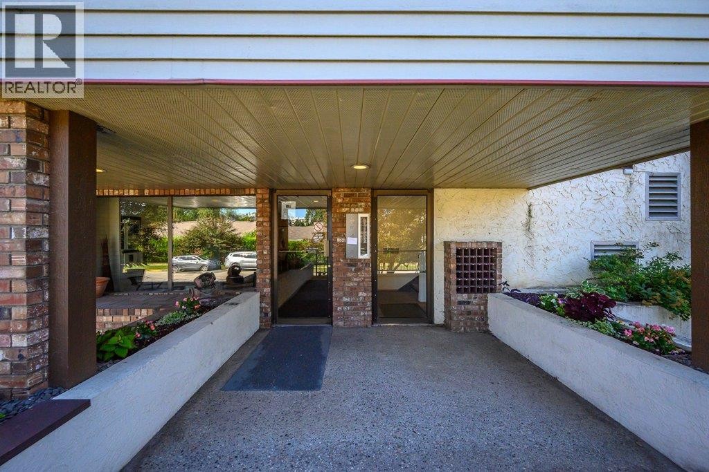 












3608 27 Avenue Unit# 201 Lot# 21

,
Vernon,




British Columbia
V1T1S4

