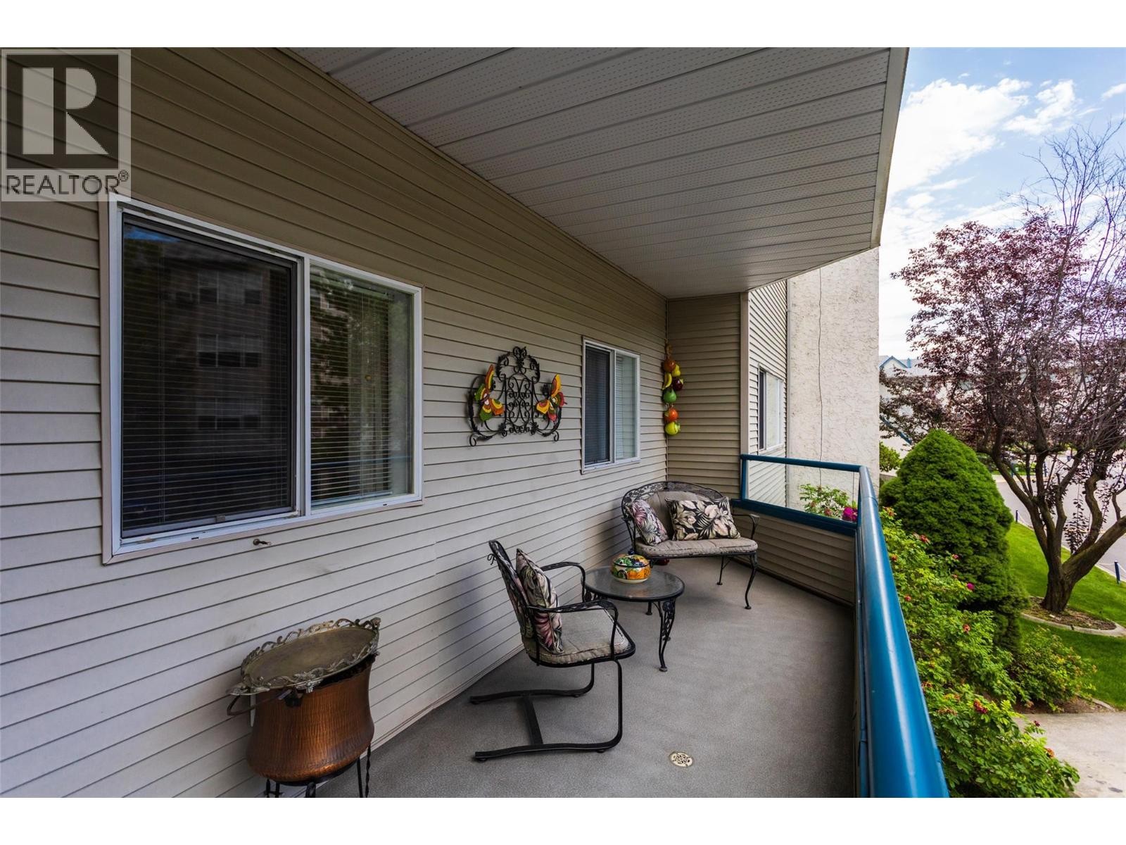 












877 KLO Road Unit# 125

,
Kelowna,




British Columbia
V1Y9R1

