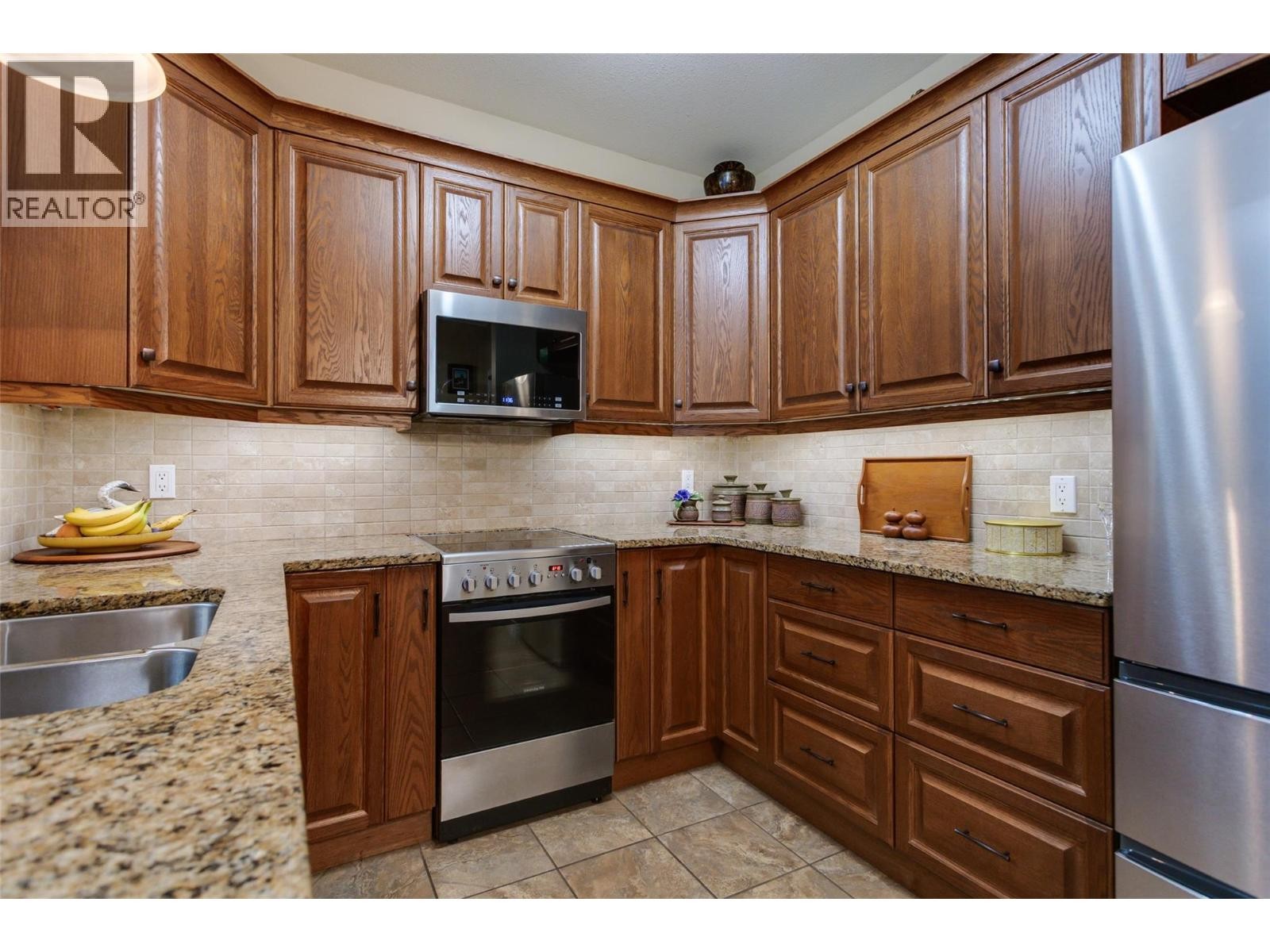 












877 KLO Road Unit# 125

,
Kelowna,




British Columbia
V1Y9R1

