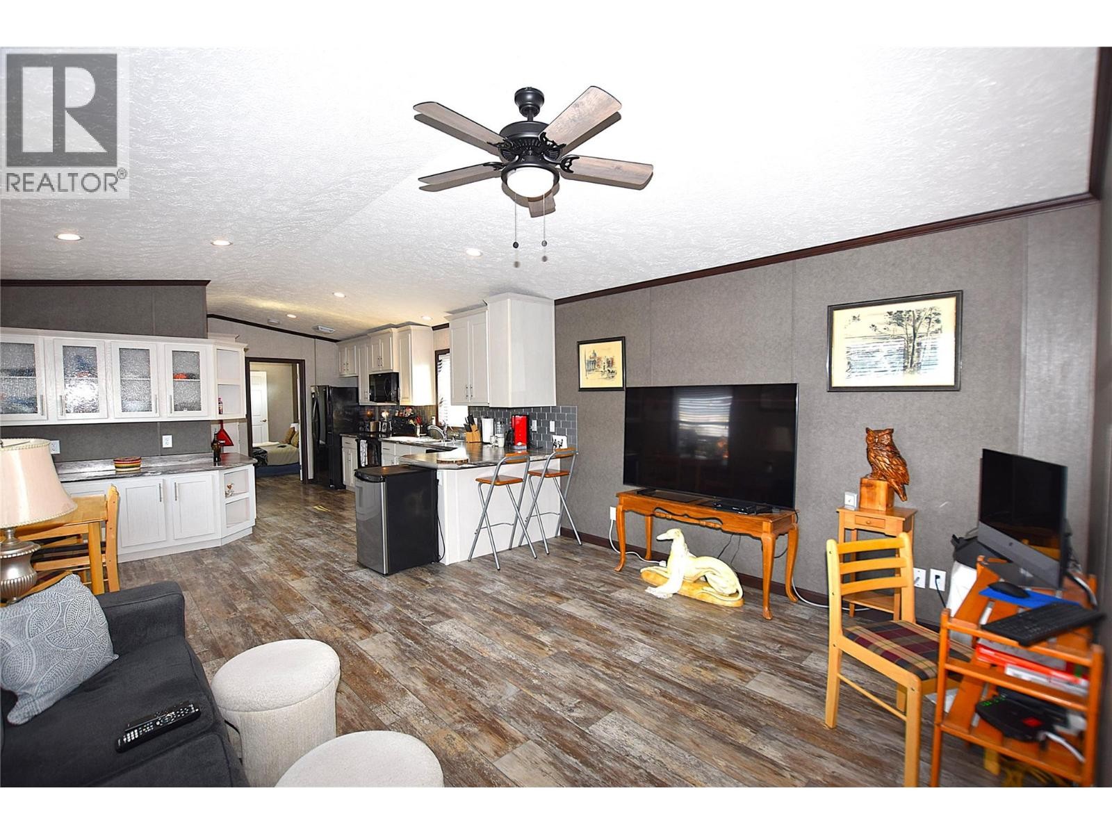 












61 Antoine Road Unit# 8

,
Vernon,




British Columbia
V1H2A3

