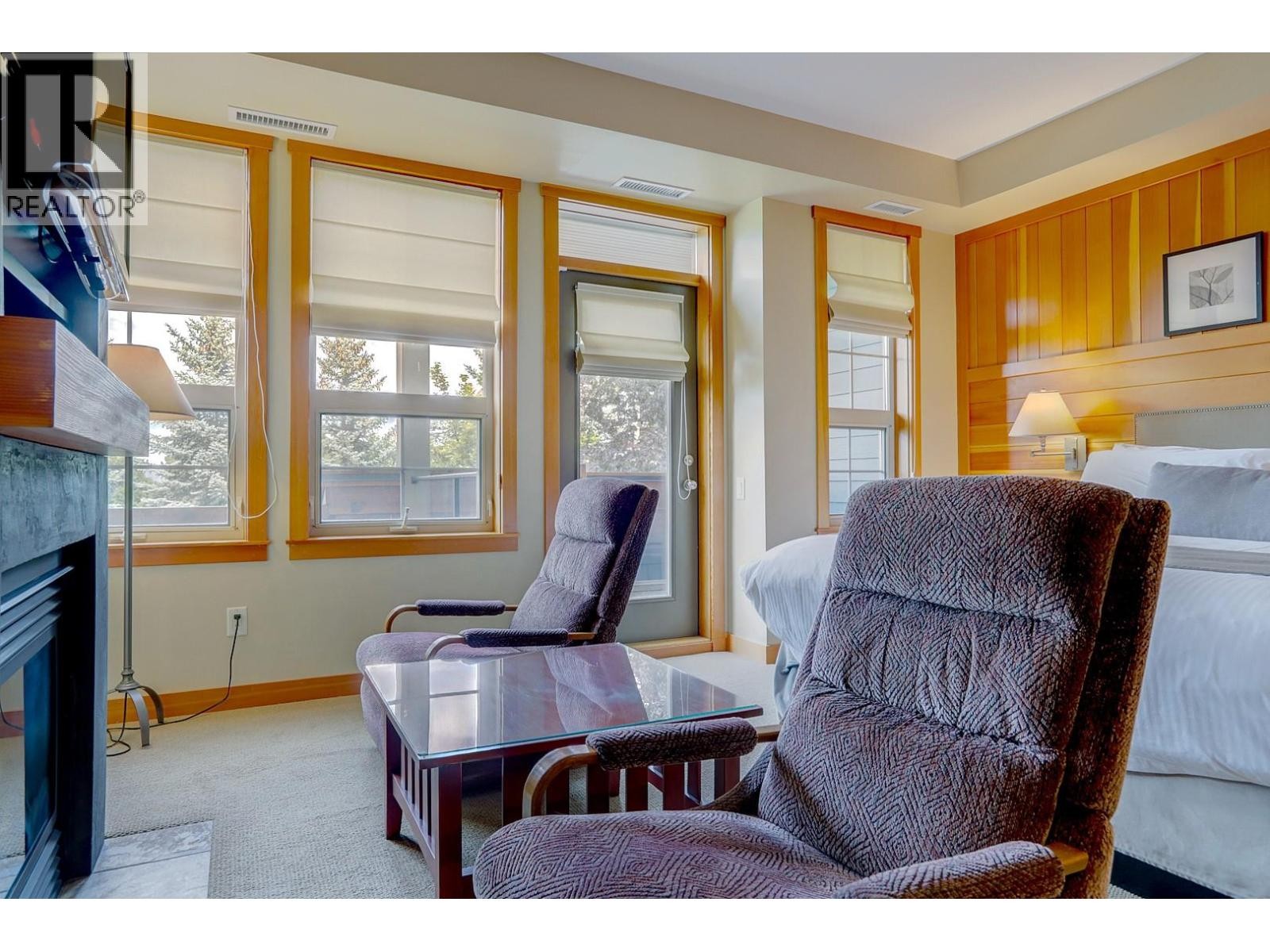 












101 Village Centre Court Unit# 231

,
Vernon,




British Columbia
V1H1Y8

