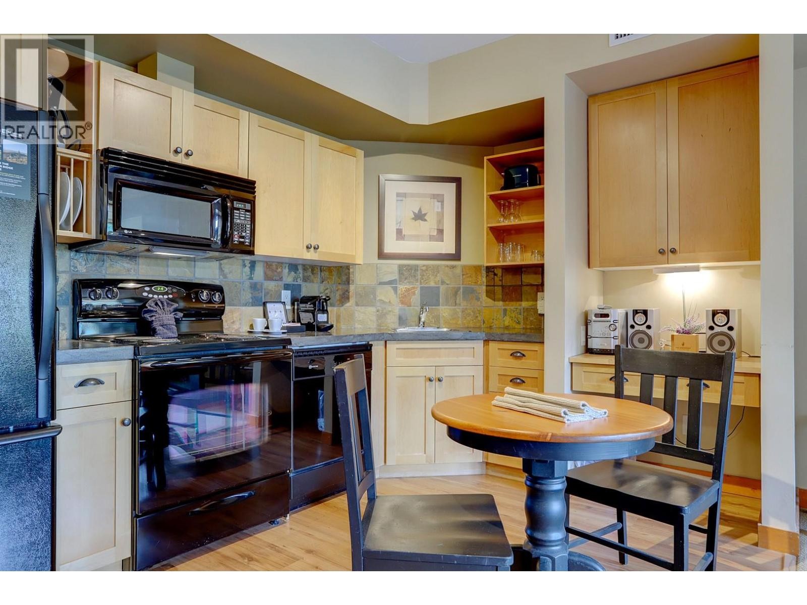 












101 Village Centre Court Unit# 231

,
Vernon,




British Columbia
V1H1Y8

