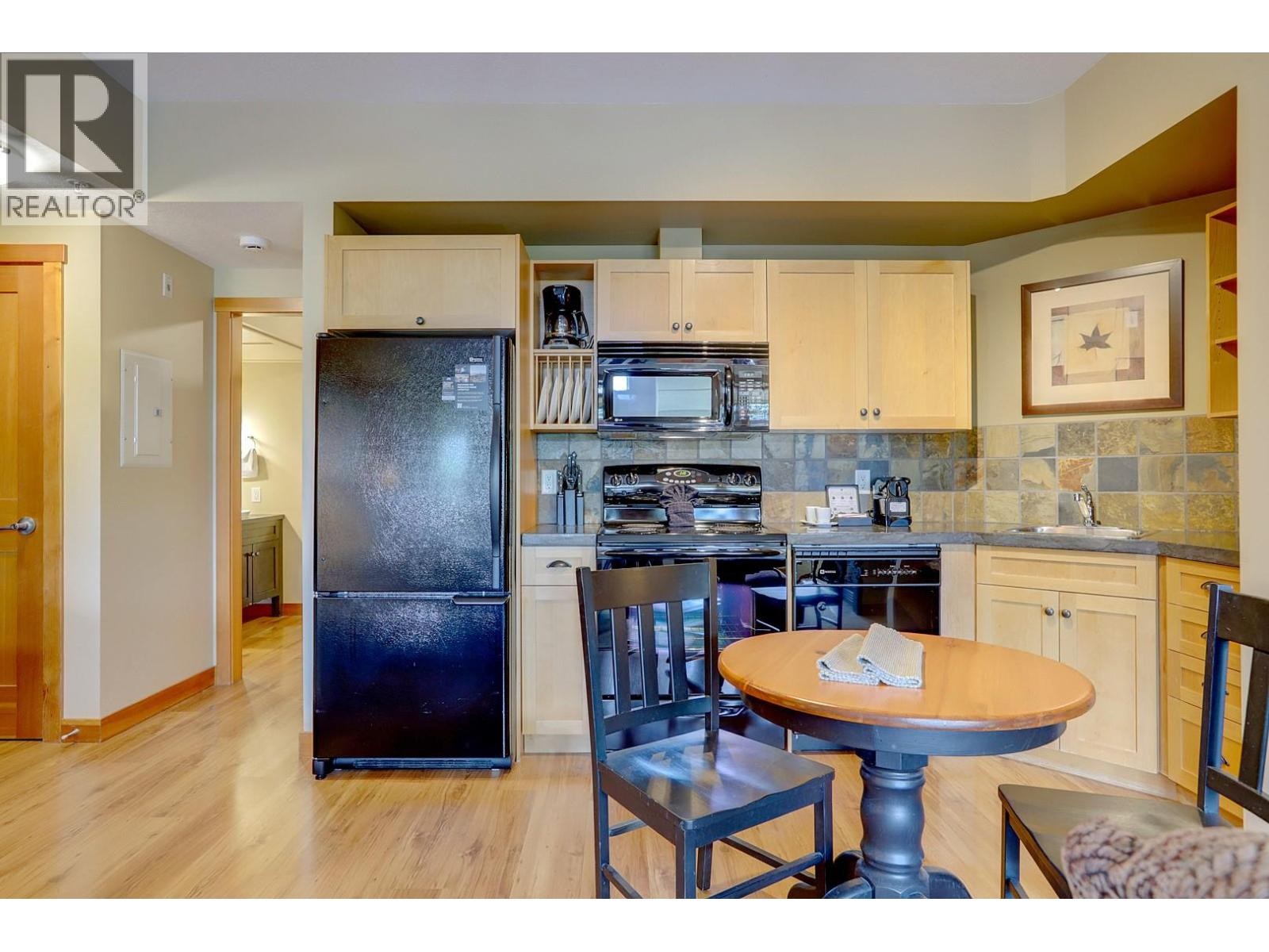 












101 Village Centre Court Unit# 231

,
Vernon,




British Columbia
V1H1Y8

