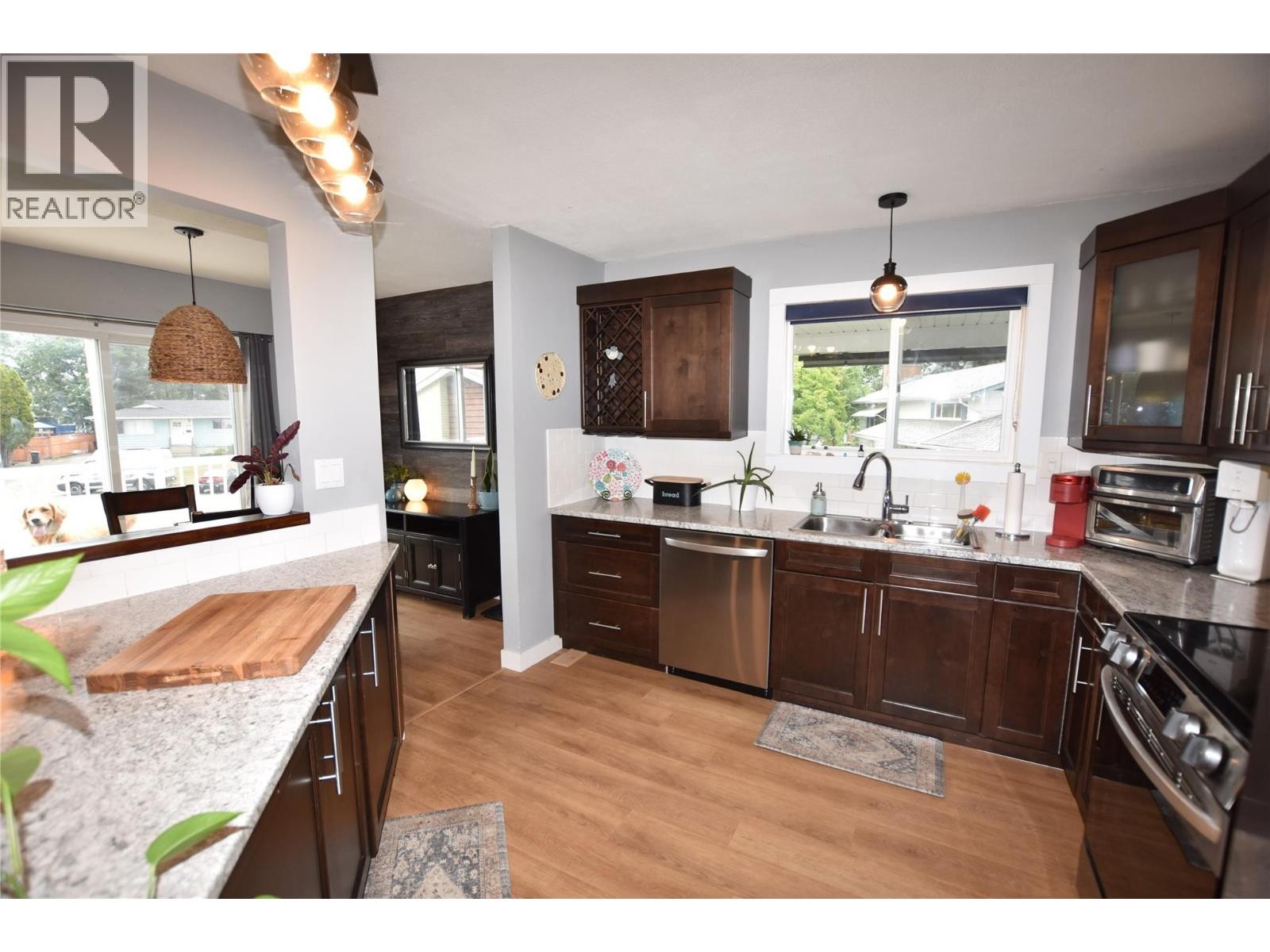 












2105 14 Street

,
Vernon,




British Columbia
V1T3T8

