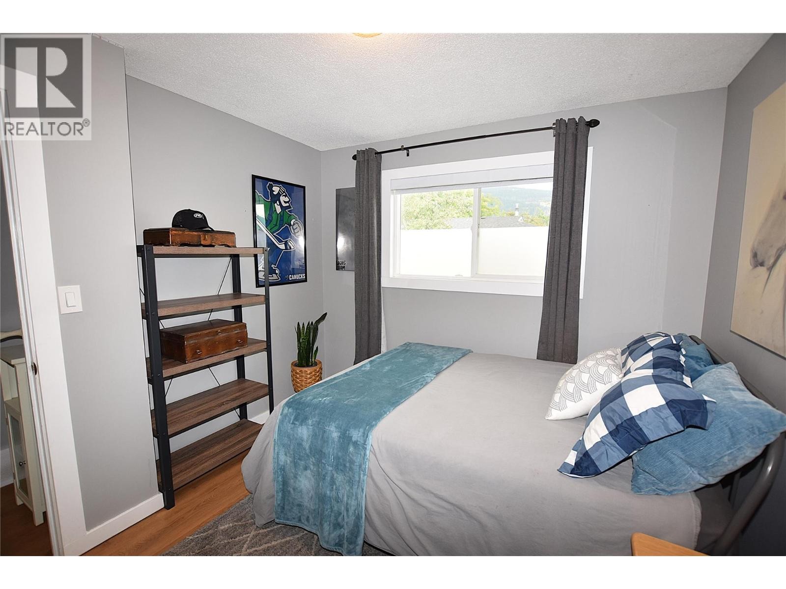 












2105 14 Street

,
Vernon,




British Columbia
V1T3T8

