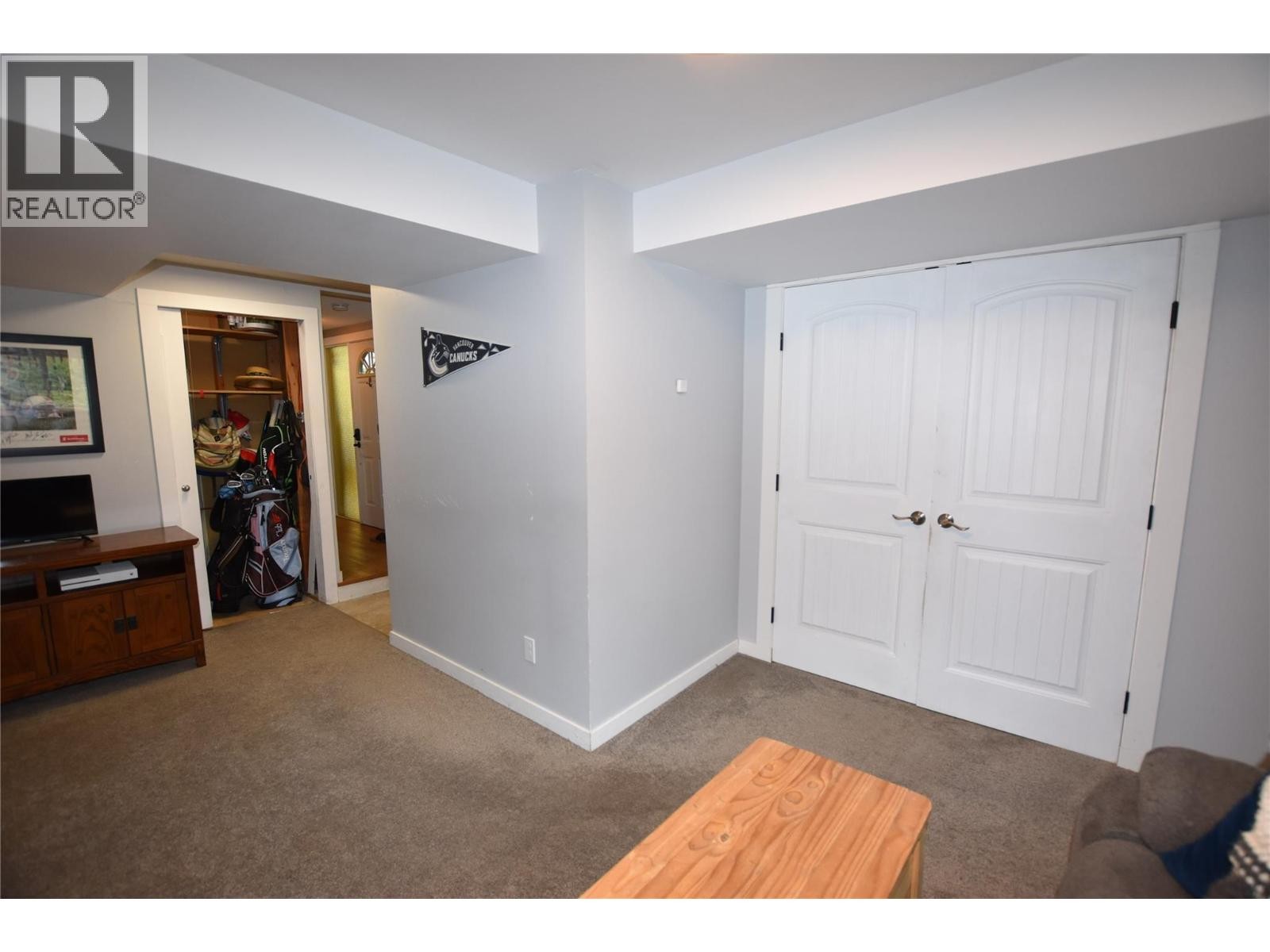 












2105 14 Street

,
Vernon,




British Columbia
V1T3T8

