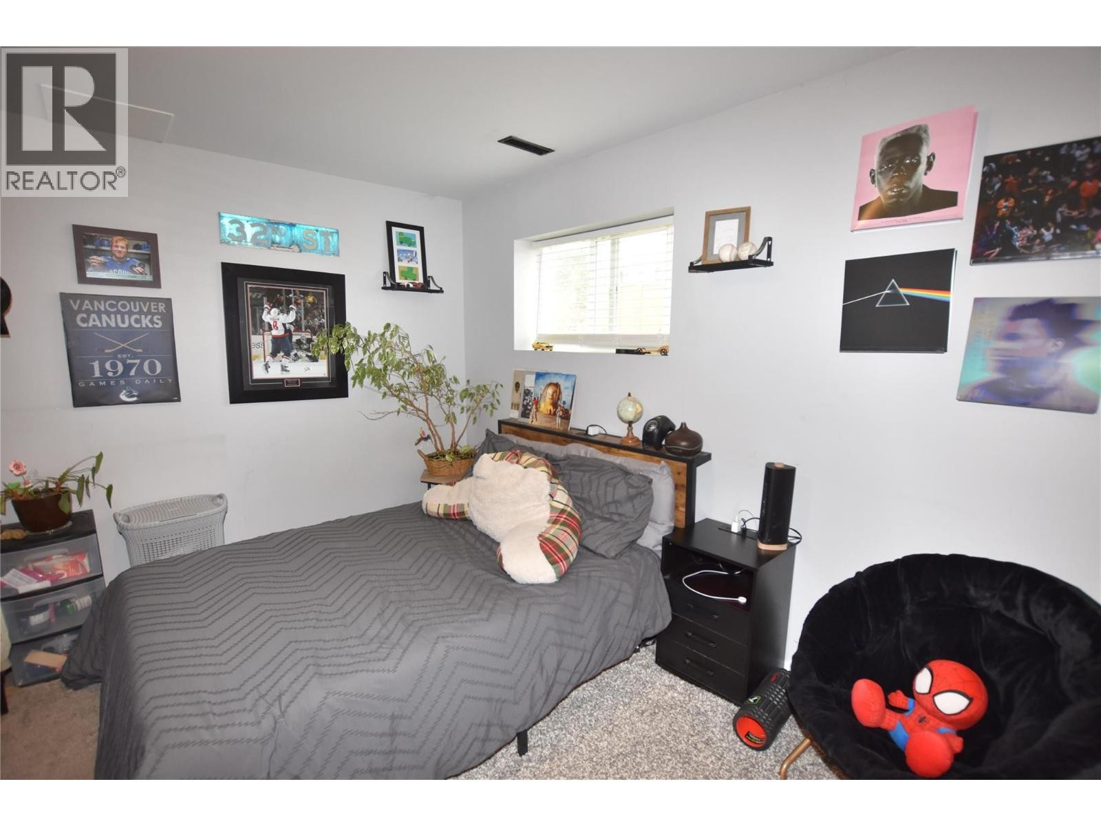 












2105 14 Street

,
Vernon,




British Columbia
V1T3T8

