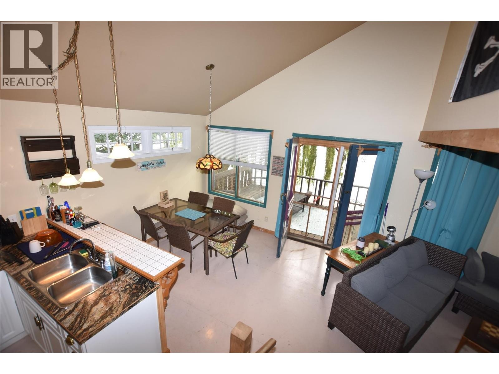 












4 Mary Anne's Road

,
Vernon,




British Columbia
V1H2C8

