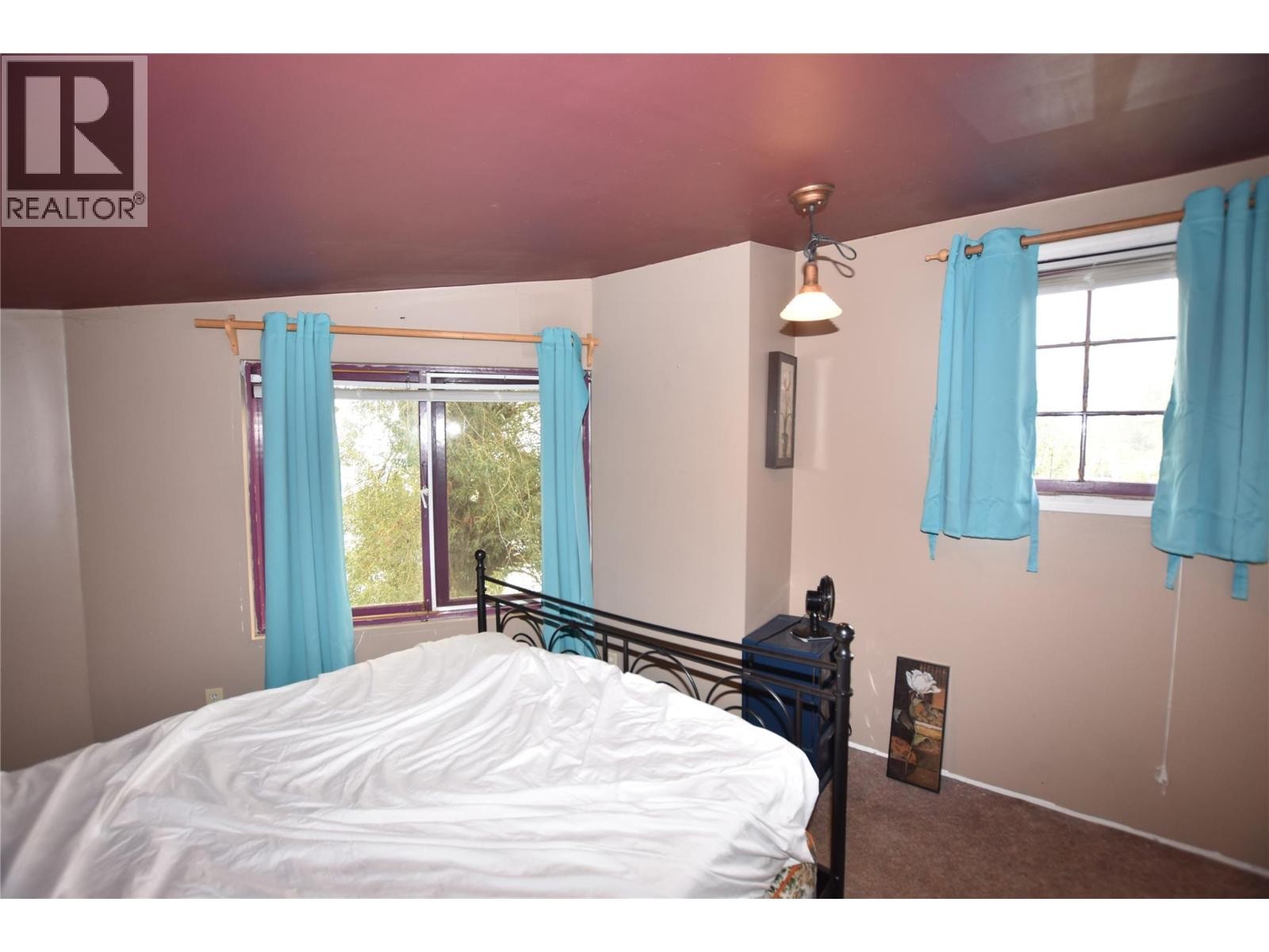 












4 Mary Anne's Road

,
Vernon,




British Columbia
V1H2C8

