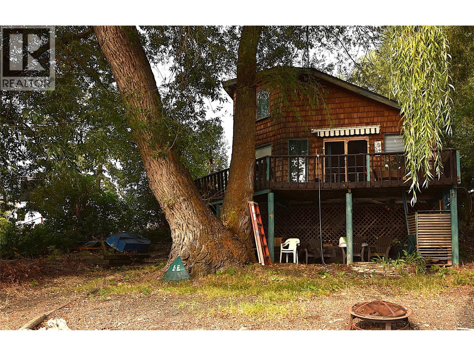 












4 Mary Anne's Road

,
Vernon,




British Columbia
V1H2C8

