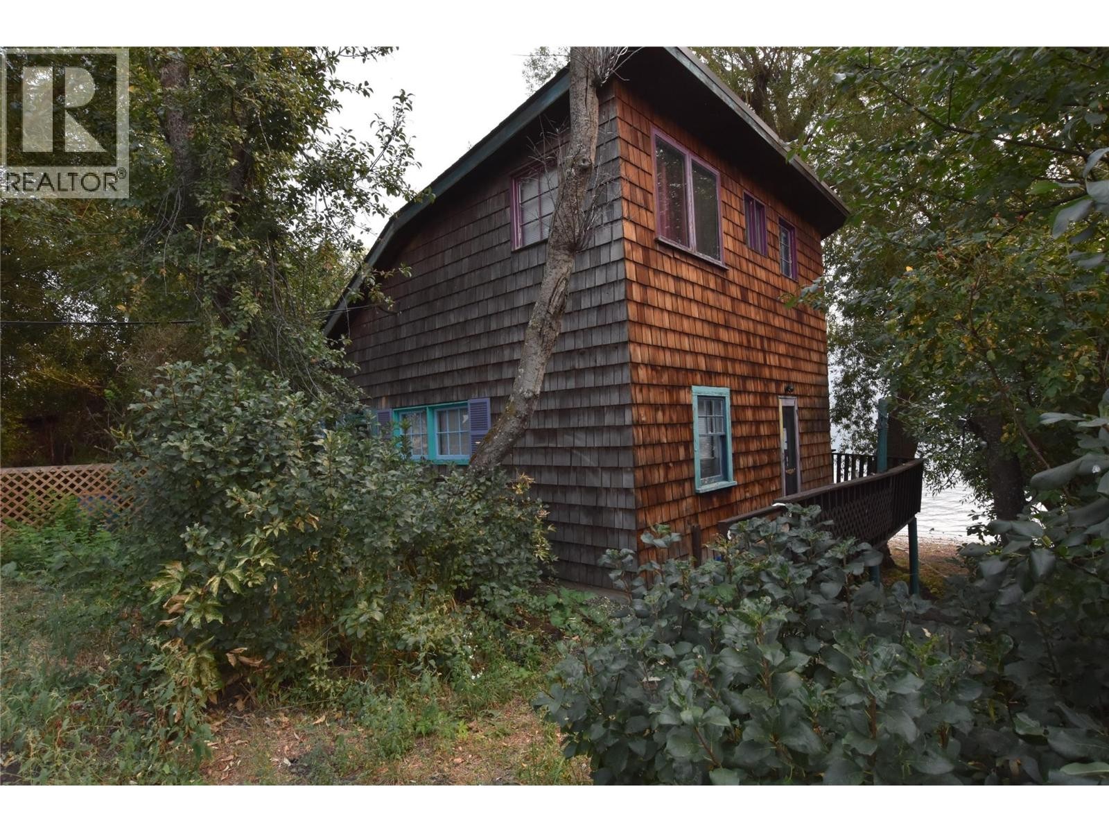 












4 Mary Anne's Road

,
Vernon,




British Columbia
V1H2C8


