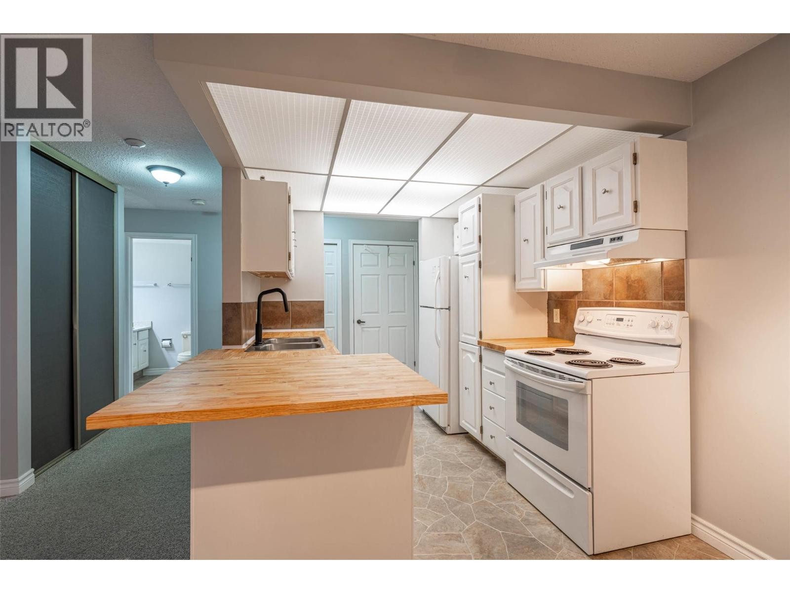 












1801 32 Street Unit# 203

,
Vernon,




British Columbia
V1T5K4

