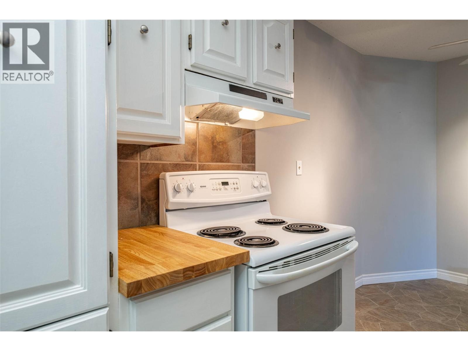 












1801 32 Street Unit# 203

,
Vernon,




British Columbia
V1T5K4

